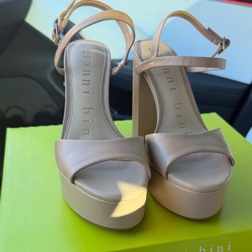 Gianni Bini Nude Block Heel Sandals